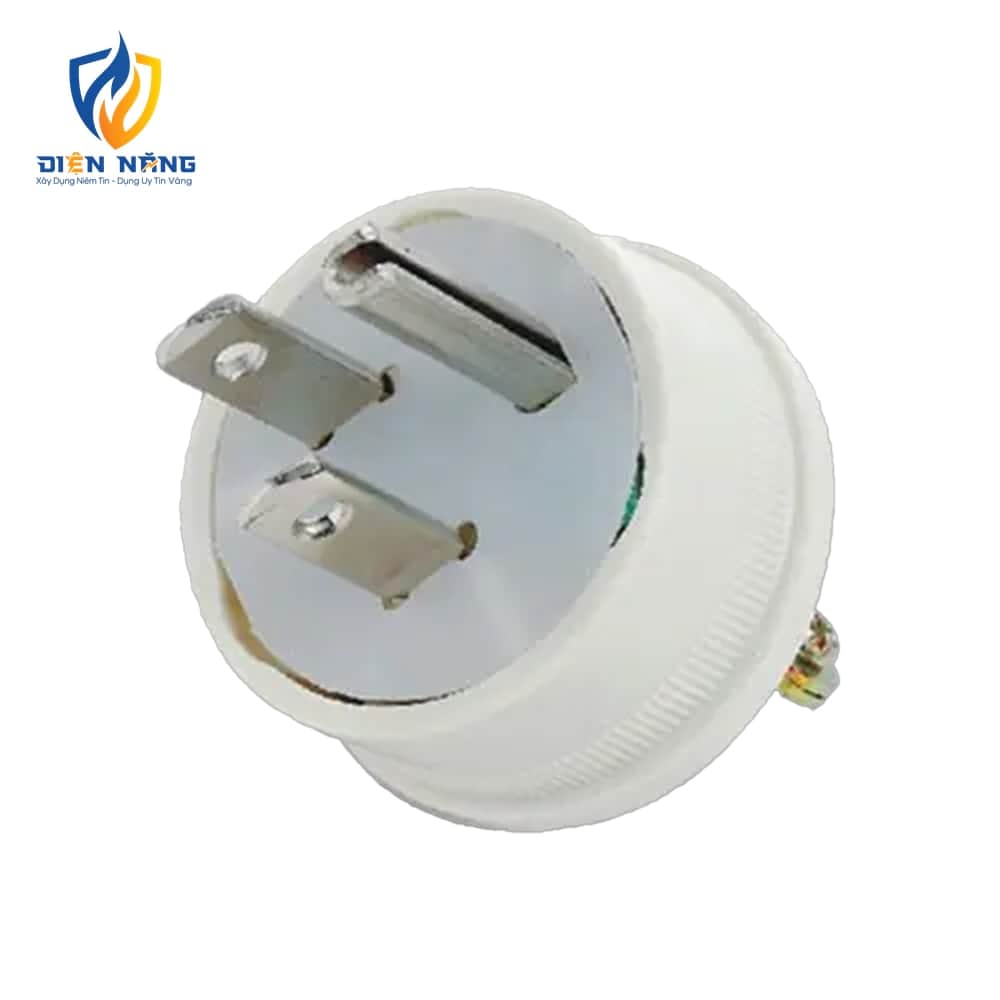 Phích cắm 3 chấu