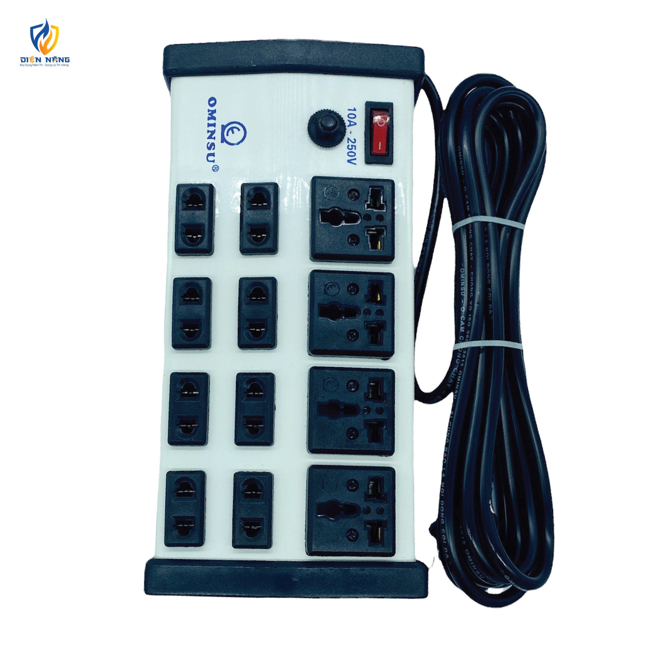 Ổ DÂY 8 CỬA ĐA NĂNG CÓ APTOMAT 2000W 8T
