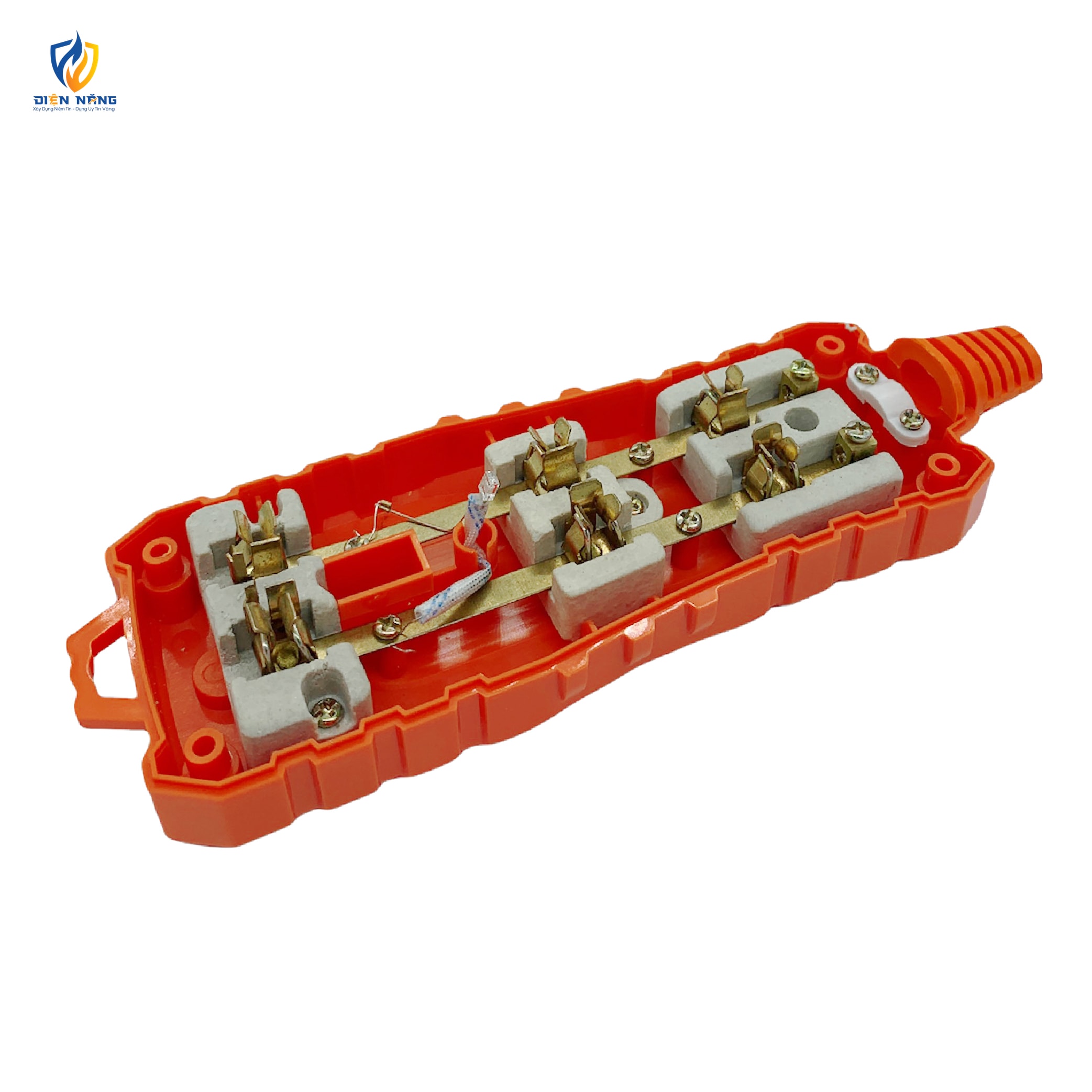 Ổ KHÔNG DÂY 3 CỬA LÕI SỨ Q6500C - anh 4