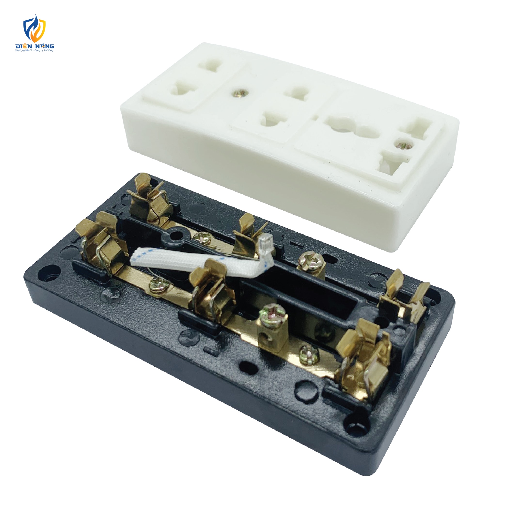 Ổ THÁI 3 CỬA CHỐNG CHÁY K28Y - anh 5