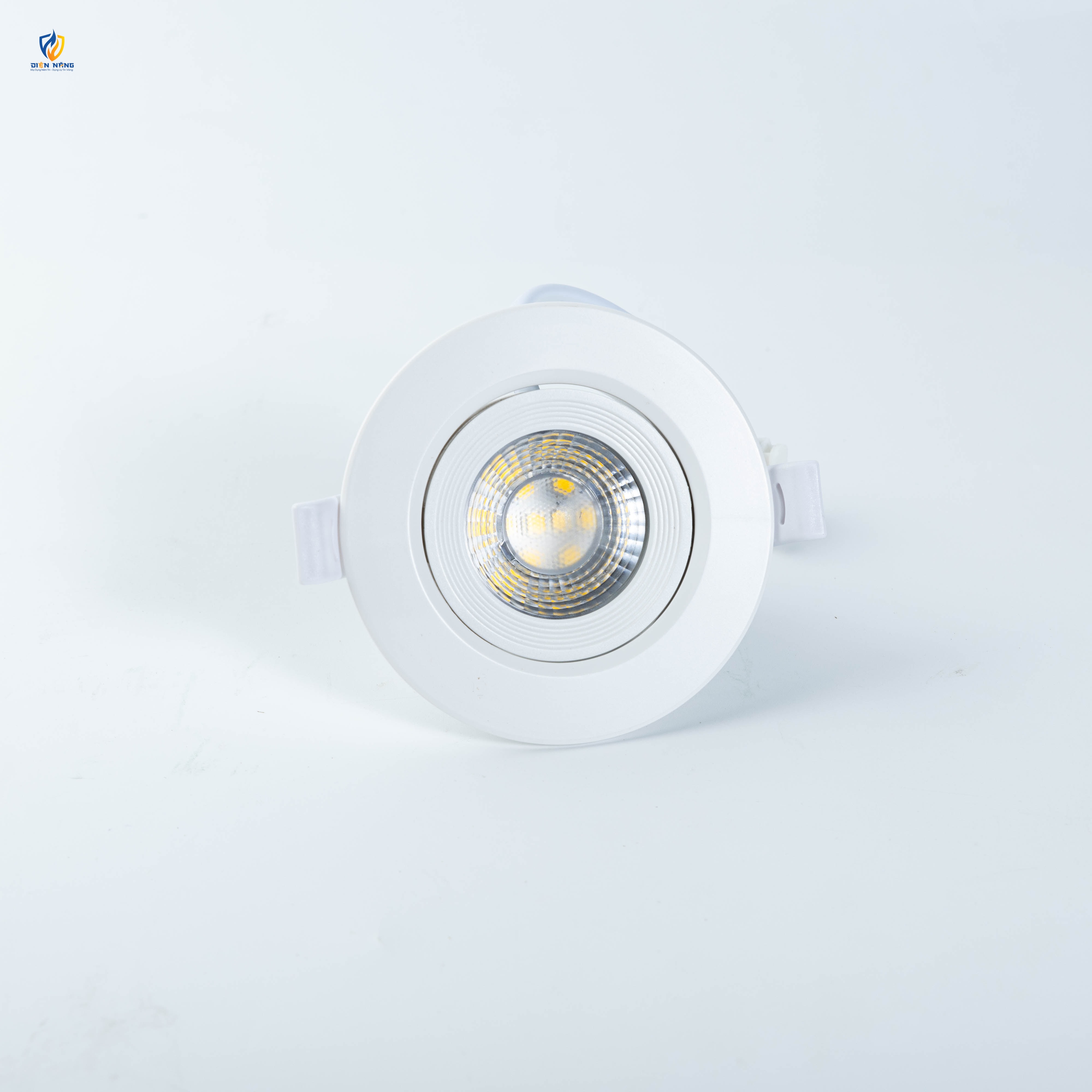 Đèn downlight chỉnh góc Nanoco - anh 3
