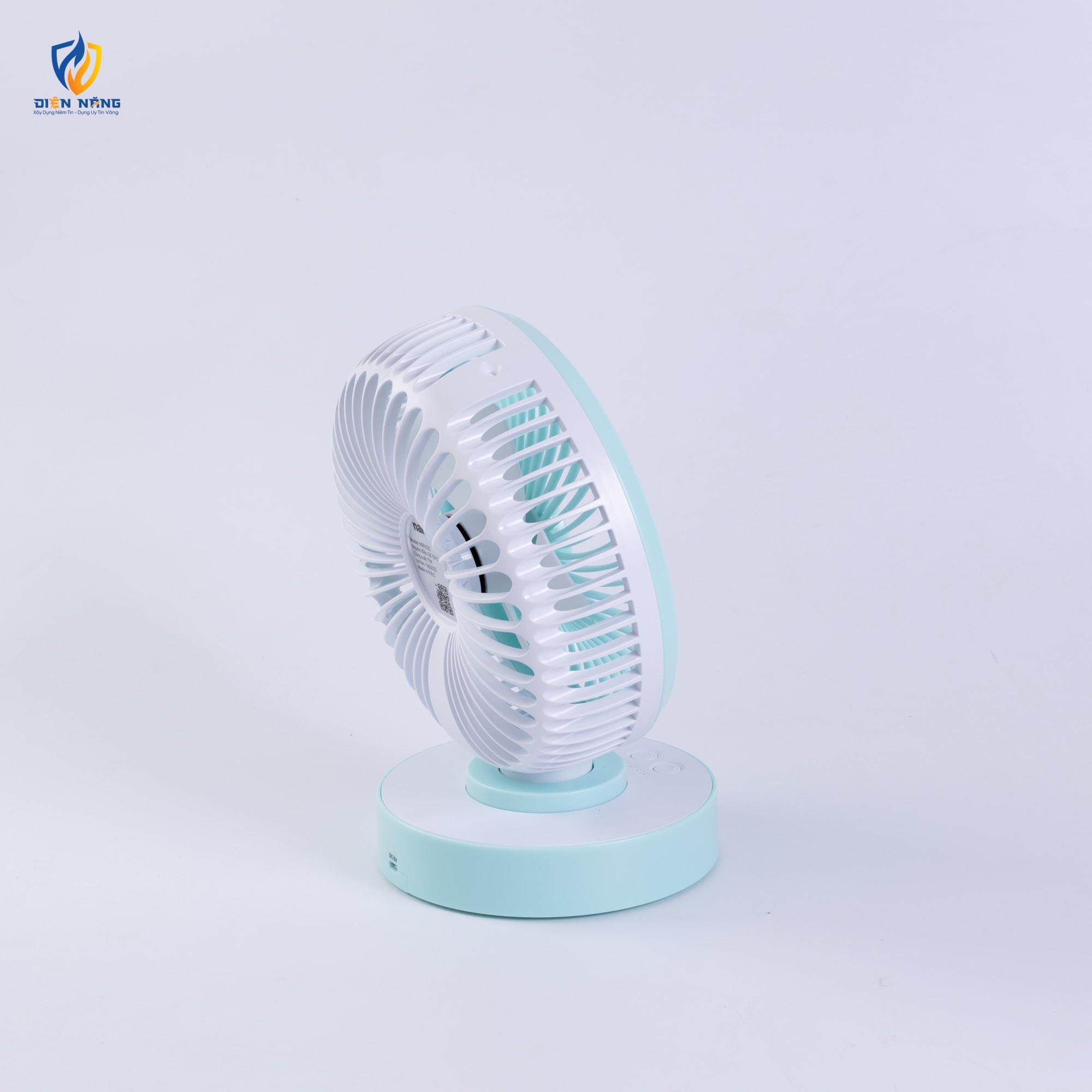 Quạt sạc 6inch, có xoay, NRF6213 - anh 6