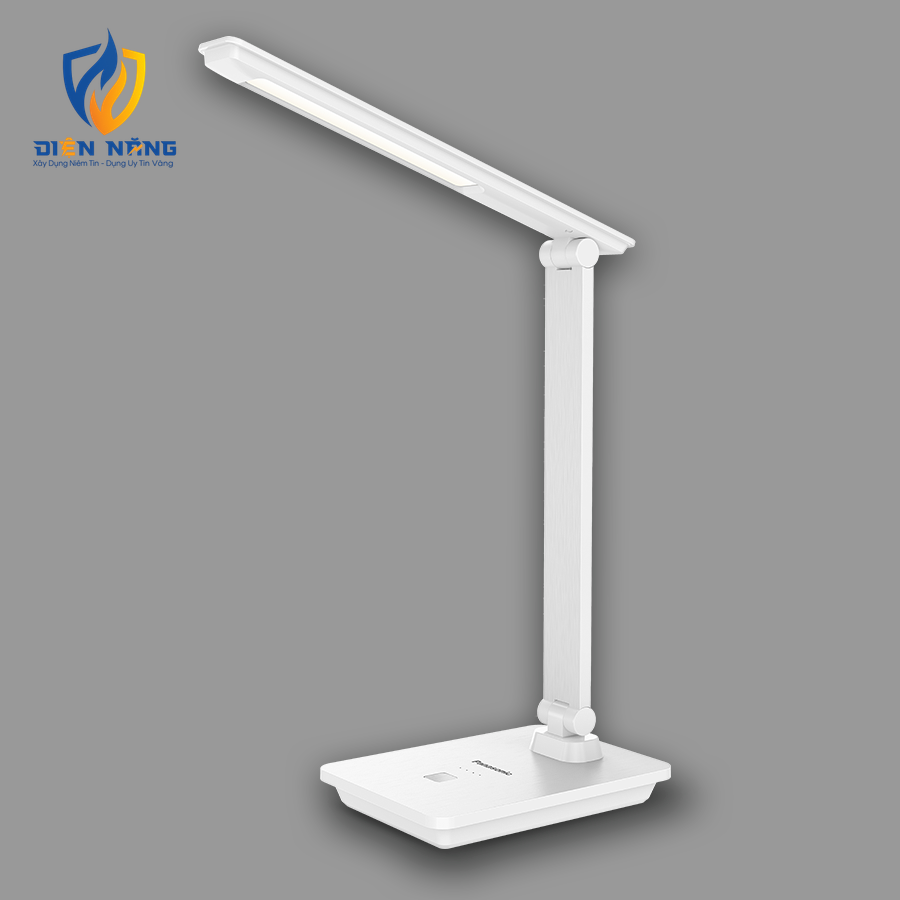 Đèn bàn LED sạc 4.5W Panasonic - anh 3