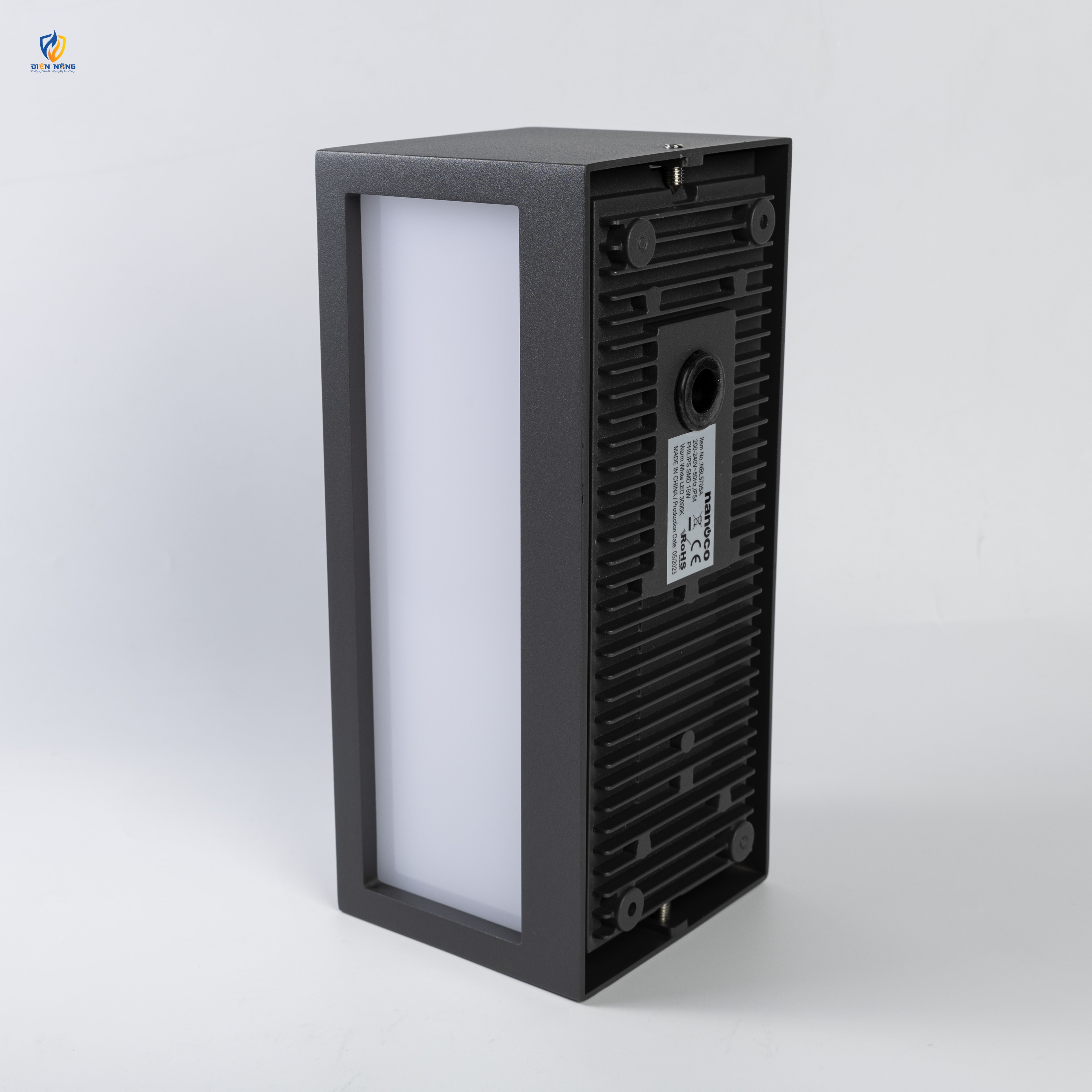 Đèn LED gắn tường 15W Outdoor Nanoco IP54 - anh 4