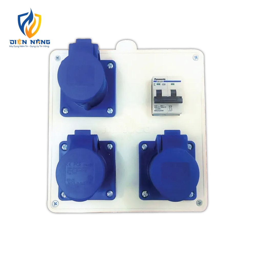 Tủ điện phân phối IP44 - 1 MCB 2P 32A + 3 ổ cắm 3P 16A PCE
