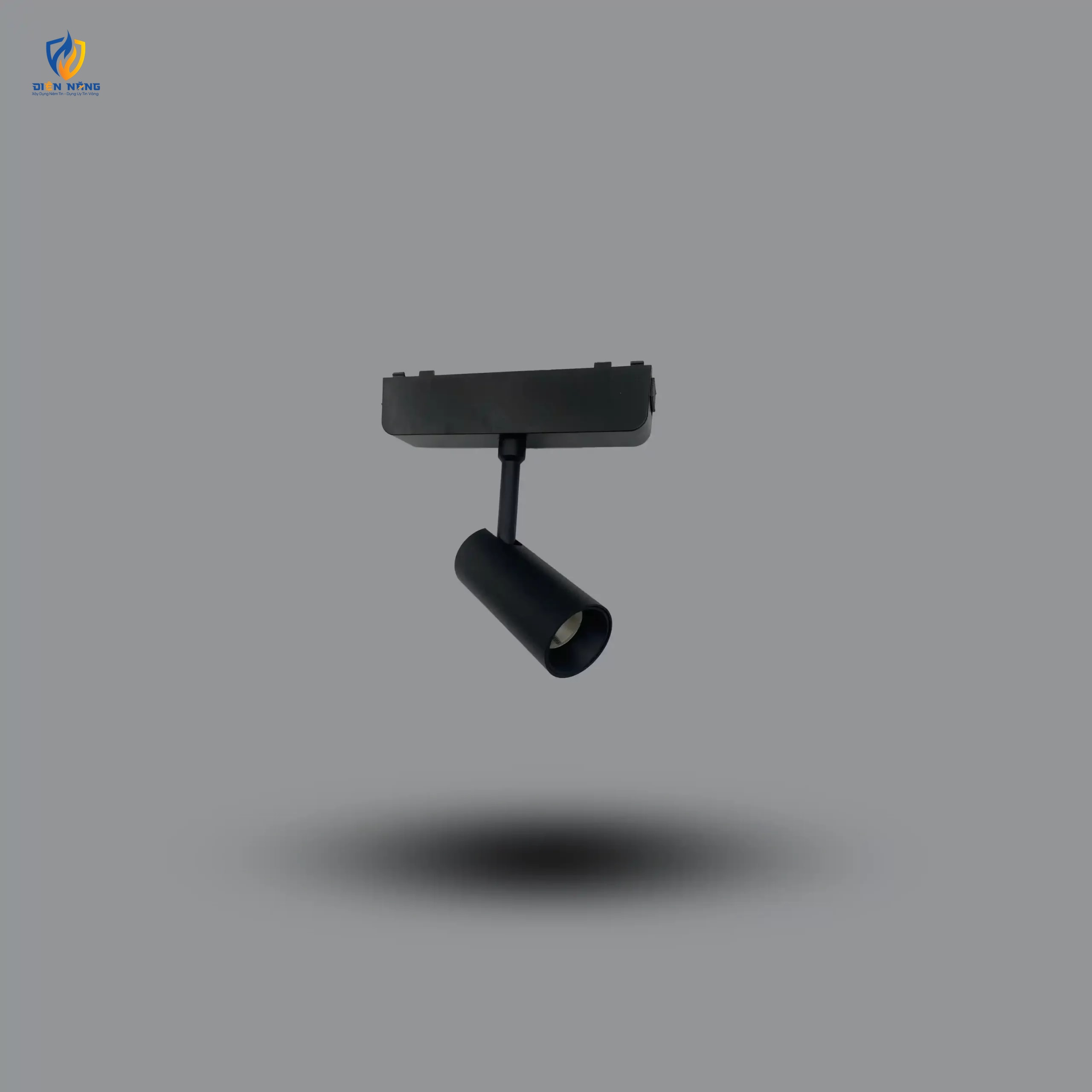 Đèn ray nam châm gắn nổi spotlight 7W PUMT7