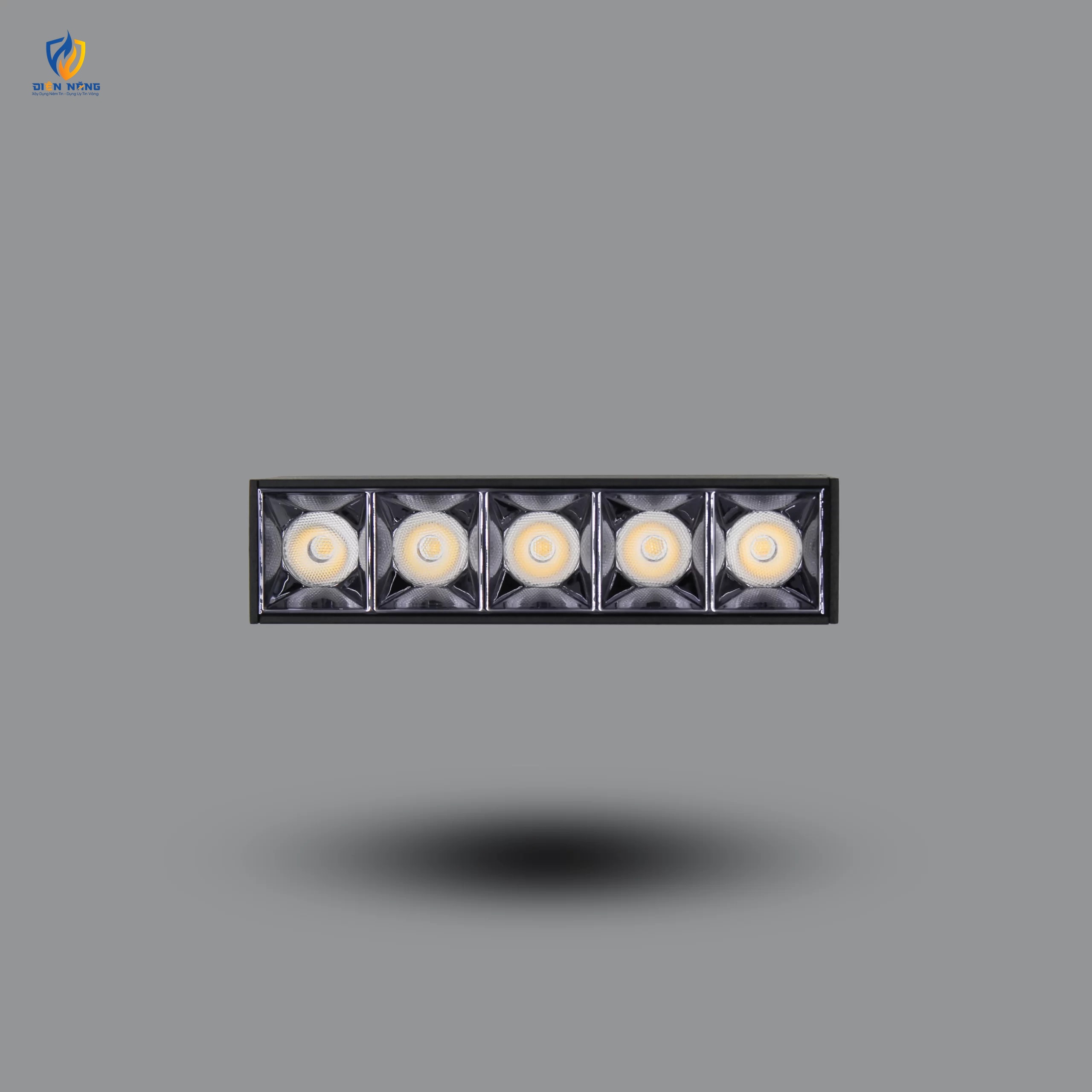 Đèn ray nam châm âm trần tiêu điểm SMD 10W PM35B10L - anh 4