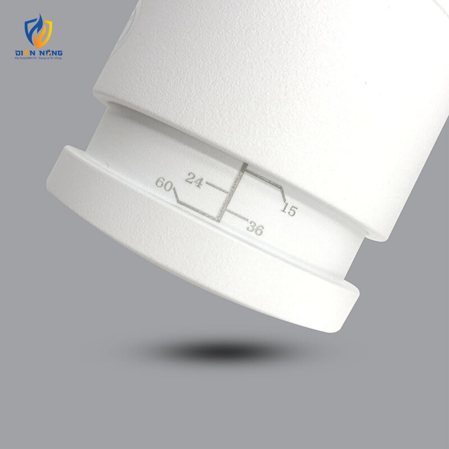 Đèn LED pha tiêu điểm đế tròn PSLUU10L/C - anh 2