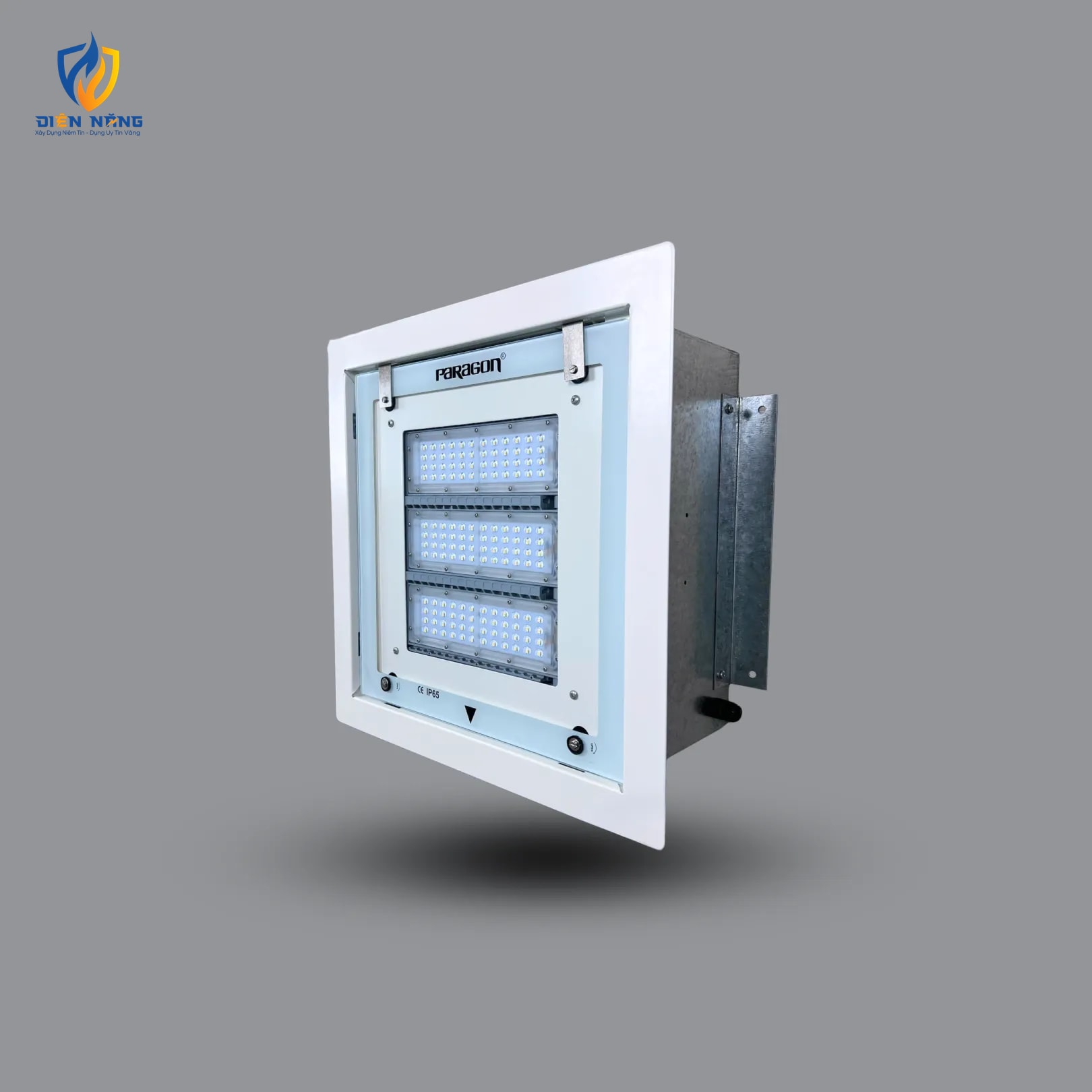 Đèn LED pha CANOPY PUCH12065L - anh 2