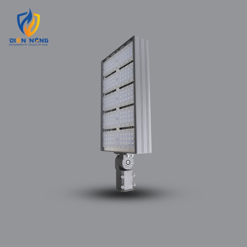 Đèn LED pha sân Tennis PTCA40065L - anh 3