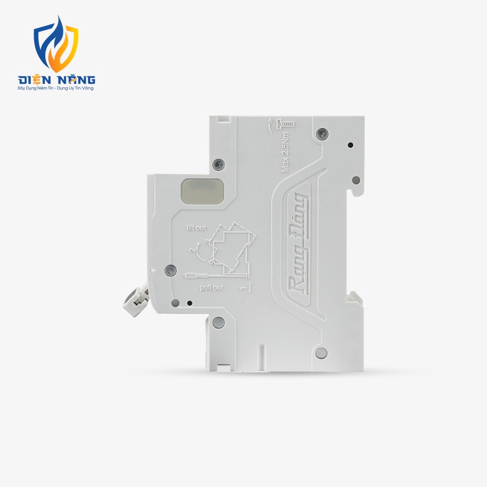 Aptomat ngắn mạch 1 cực 6A - anh 6