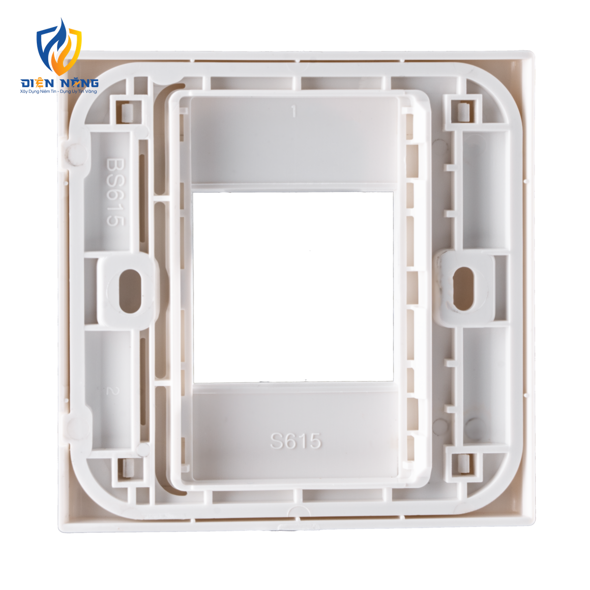 Mặt vuông S60 dùng cho 1 thiết bị cỡ trung KT86x86mm mã S615 - anh 2