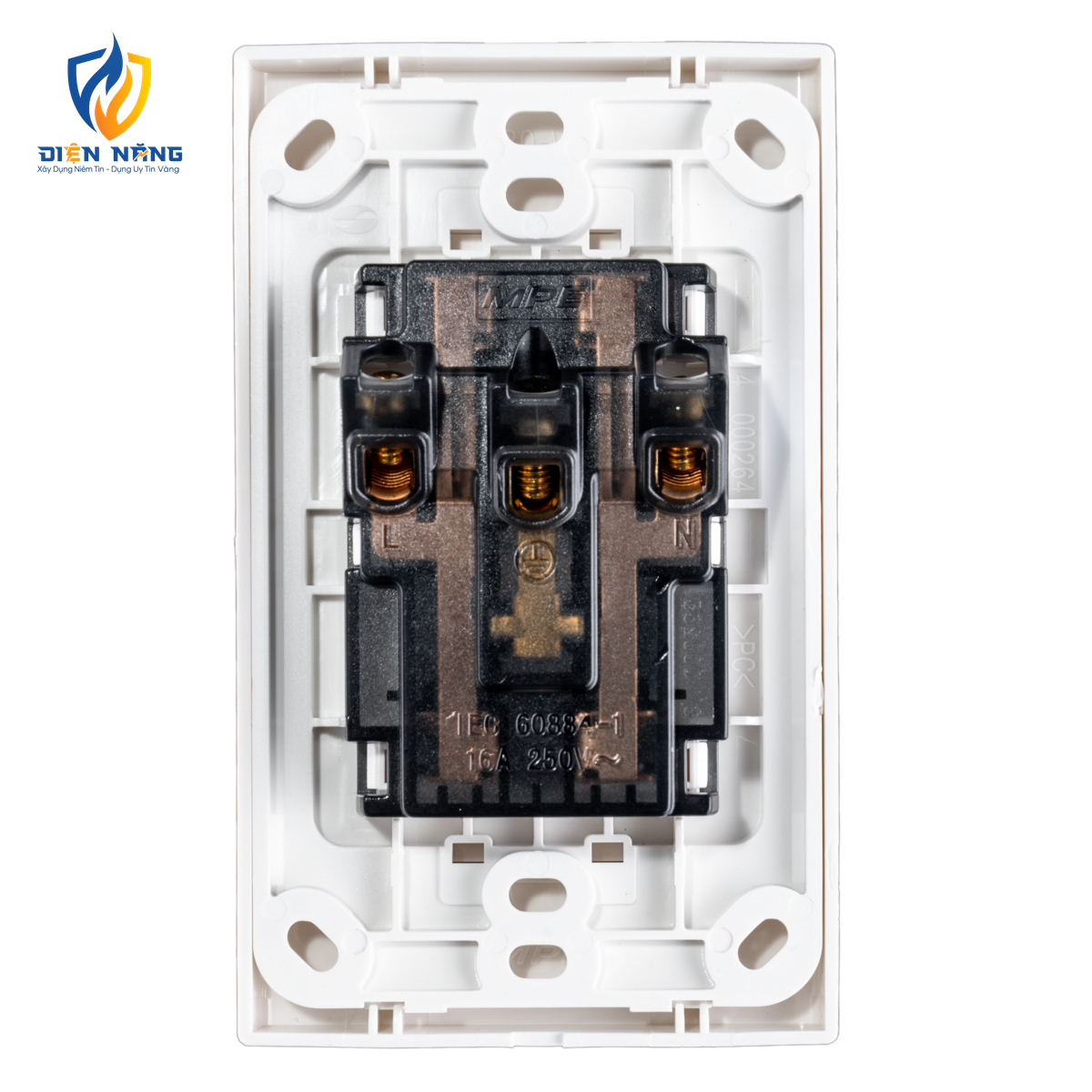 Ổ cắm đa năng + Ổ cắm đơn 16A KT120x70mm mã A20US2MN - anh 6