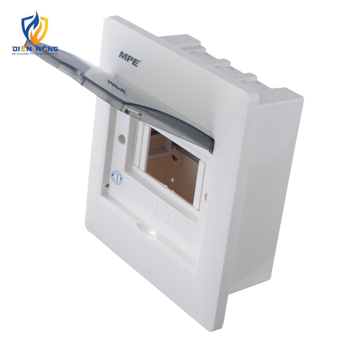 Tủ điện âm tường đế nhựa chứa MCB 5-6 cực mã TS-6/P - anh 3