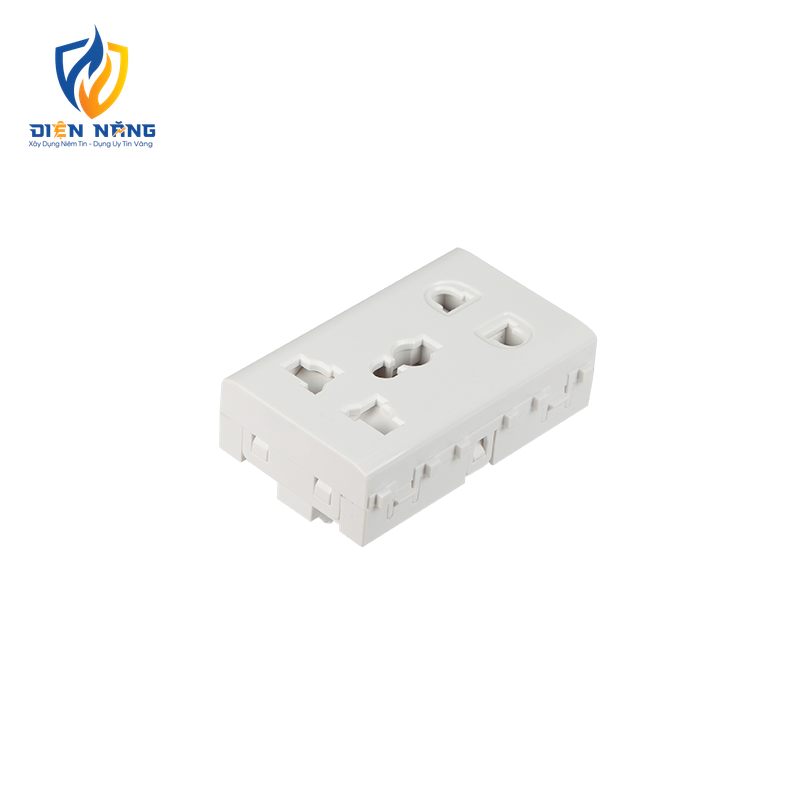 Ổ cắm 2 chấu và ổ cắm đa năng có màn che 16A - anh 2