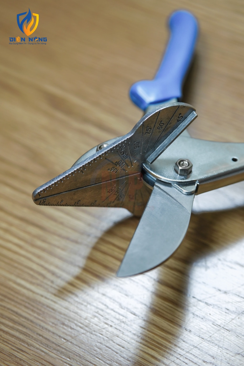 Kìm Cắt Nẹp (CHAMFER CUTTER) - anh 4