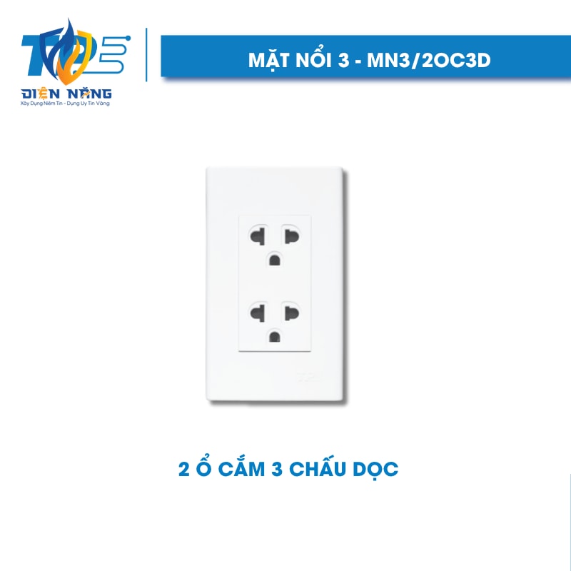 Mặt nổi 3, 2 ổ cắm 3 chấu dọc