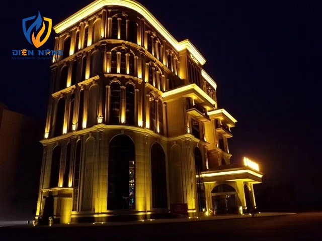 Đèn led rọi cột - anh 4