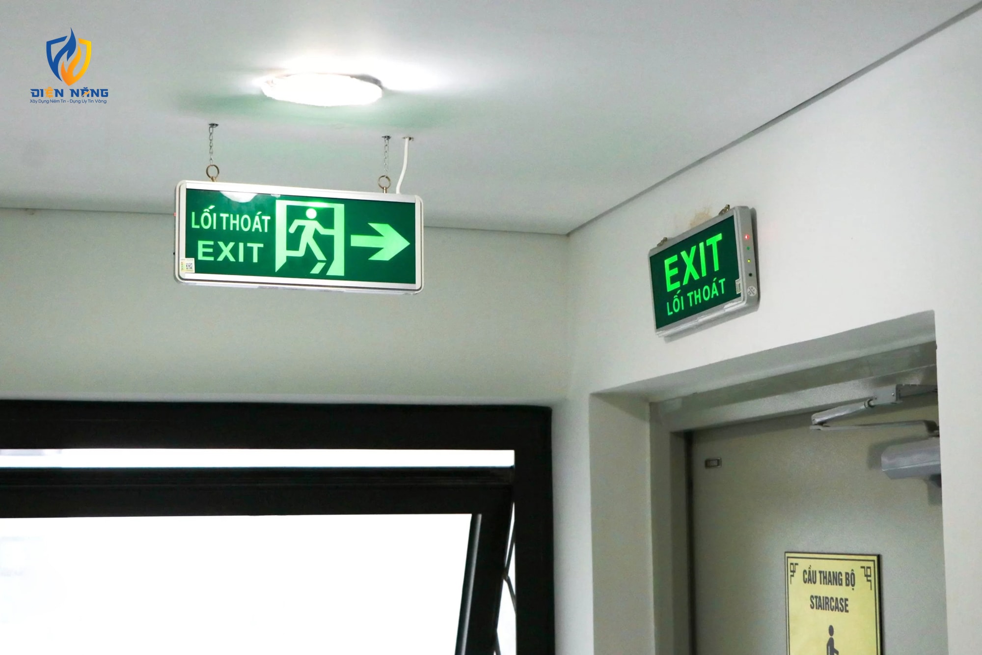 Đèn exit hộp - anh 7
