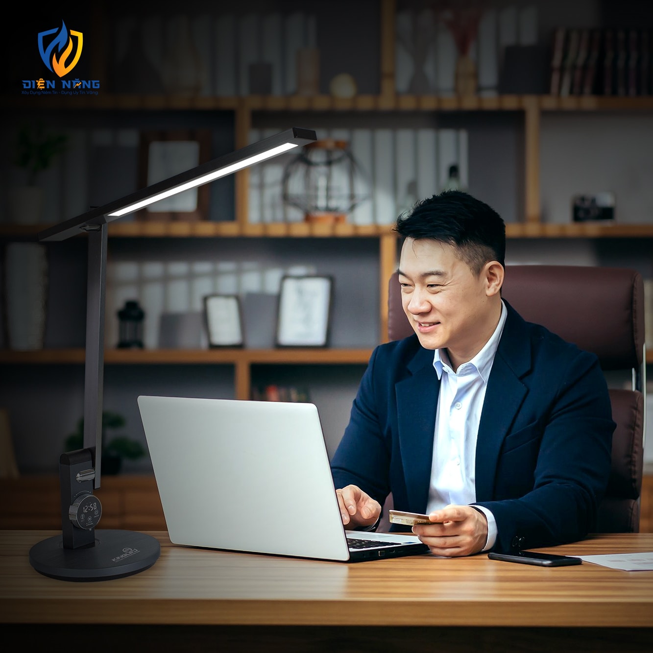 Đèn bàn led - anh 3