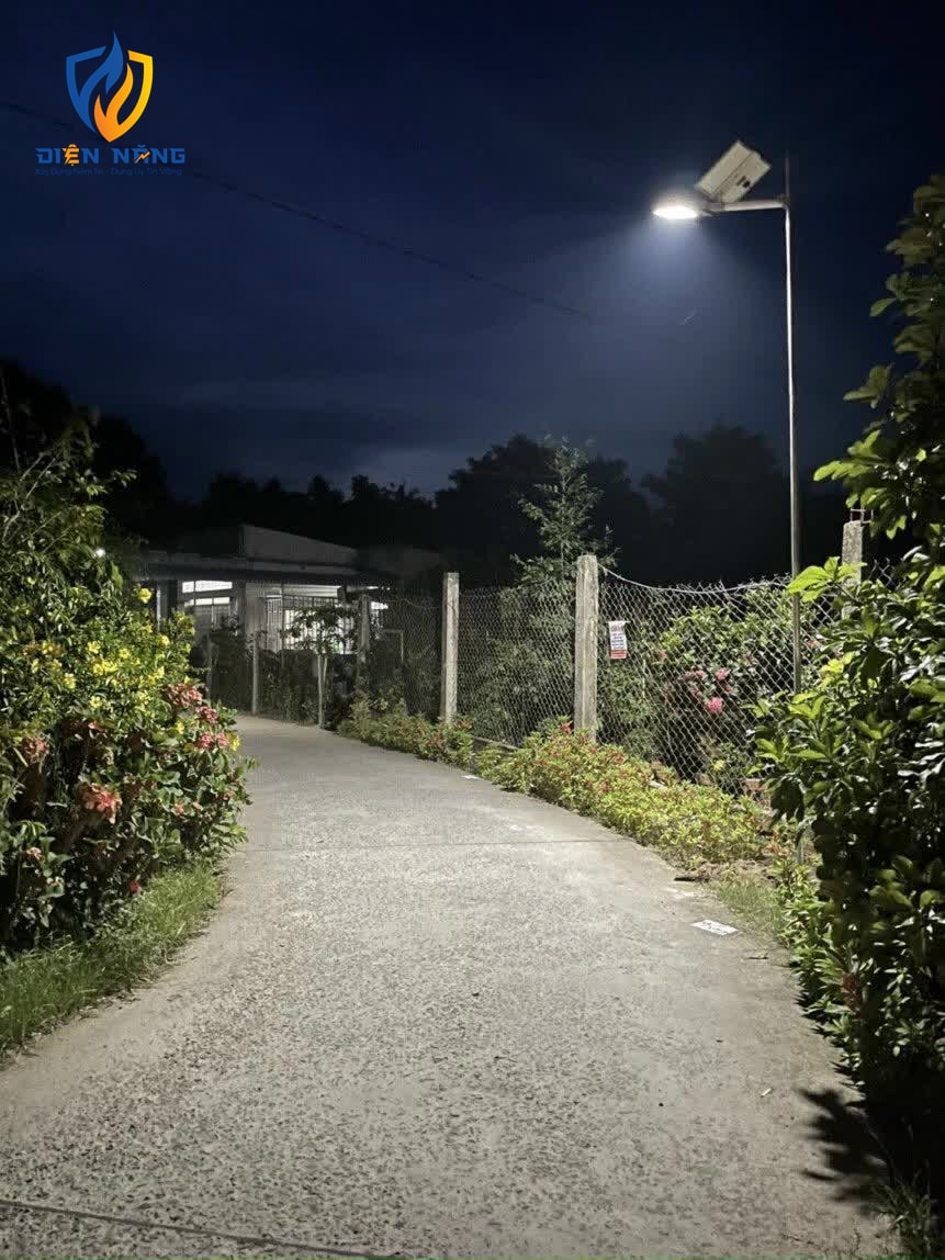 Đèn đường led năng lượng mặt trời KINGECO - anh 5